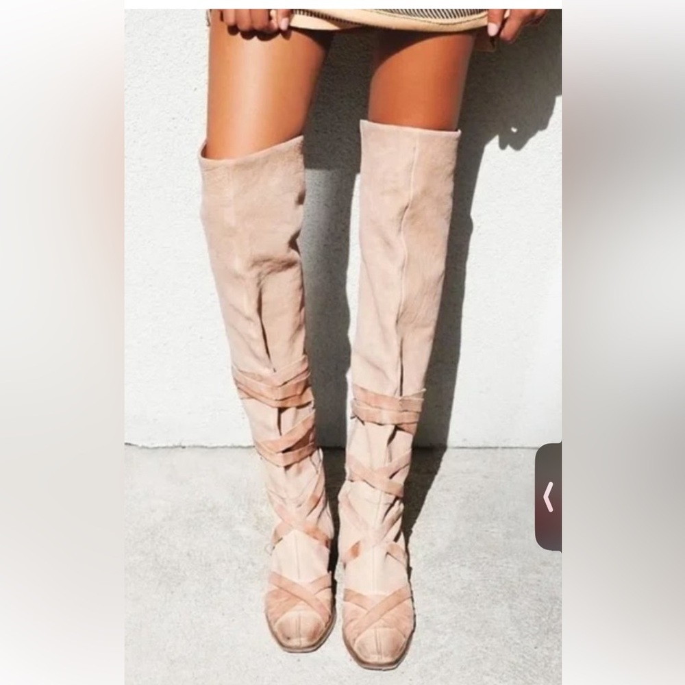 Free People leather boots Size 37